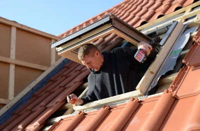 Pose de fenêtres de toit Velux à Grimault